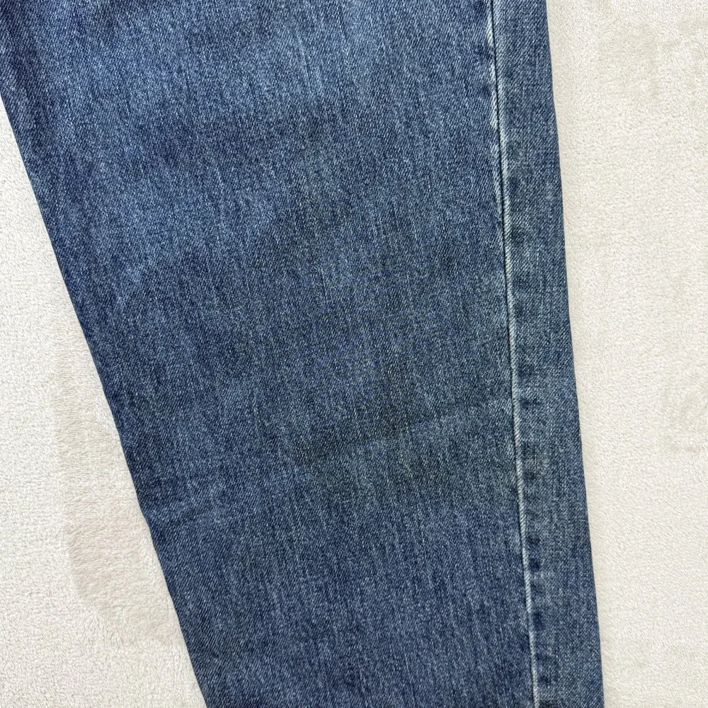 Levis levi 560